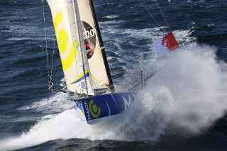 François Gabart, o mais jovem skipper da Vendée Globe, primeiro a dobrar o Cabo Horn