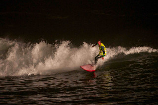 Surf at Nigth em agosto