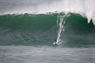 Joana Andrade em Peniche nas Ondas Grandes