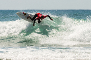 Vasco Ribeiro e Carina Duarte vencem o Allianz Ericeira Pro