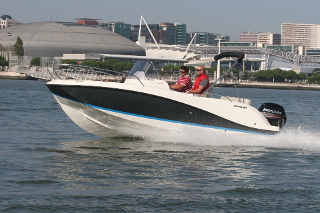 Teste Quicksilver Activ 605 Sundeck com novo motor Mercury 115 EFI