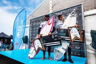 Miguel Blanco e Camilla Kemp campeões do Allianz Ericeira Pro